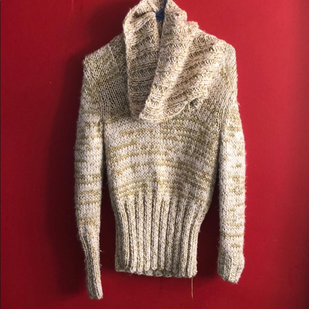Candela NYC Women’s Turtleneck Sweater Size Small